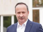 Deputatul Adrian Câciu susține că achiziția de autoutilitare făcută de Cancelaria prim-ministrului este ilegală