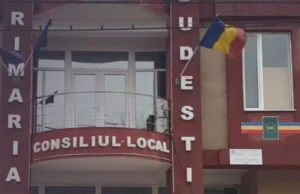 Un consilier USR a venit cu pistolul la brâu la ședința de consiliu local. Primarul a chemat poliția