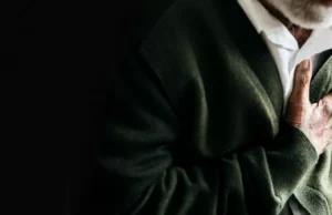 A mers la spital crezând că a suferit un infarct, dar medicii au rămas uimiți. Ce au descoperit aceștia