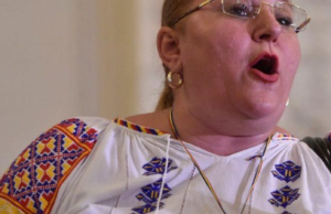 FOTO ‘Moșteneeeeee, gata, mă pregătesc de mobilizare! M-ai mobilizat total’ – Diana Șoșoacă îl ironizează pe Ionuț Moșteanu într-un pamflet viral