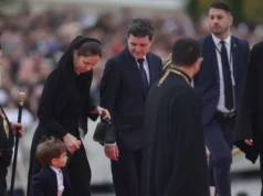 Mirabela Grădinaru, criticată pentru look-ul all black – Dana Budeanu: ‘Negru pă cap se pune la înmormântări! Alo, protocolu’ Cotroceni?!’