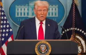 Obiceiurile nocturne ale lui Trump, care îi exasperează pe cei din echipa sa. „Nu vrei să fii în Air Force One într-o călătorie”