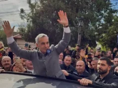 SURSE: Călin Georgescu, blocat de jandarmi la Alba Iulia