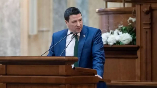 Senatorul-Gheorghe-Daniel-Paul-Romeo_a55575645c