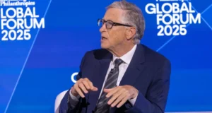Bill Gates cere ca minorilor să le fie interzise telefoanele mobile: Ironia e că părinții sunt protectori