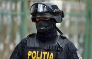 Șef din poliție, cercetat de DIICOT. Este suspectat că ar fi oferit protecţie unui grup infracţional implicat în jocuri de noroc ilegale şi camătă