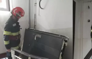 Explozie într-un bloc din Râmnicu Sărat. Aproximativ 50 de persoane s-au autoevacuat, imagini teribile din apartamentul distrus