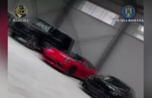 DIICOT a confiscat o colecție auto de 1,5 milioane de euro. Grupare acuzată că a obținut credite de 7 milioane folosind documente falsificate
