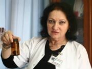 Monica Pop, sfaturi din propria experienţă pentru bolnavii de cancer: Mergeţi la timp la medic, nu căutaţi pe internet vindecători miraculoşi