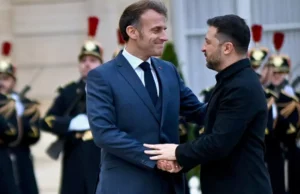 Acord istoric între Macron și Zelenski. Armata ucraineană primește 100 de avioane multirol Rafale de generația a patra