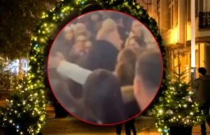 Scandal între femei la Târgul de Crăciun din Craiova. S-au luat la păruială în mijlocul mulțimii: „Deja se simte spiritul sărbătorilor”.