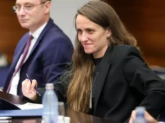 Ce a discutat ministra-rezist Țoiu cu ambasadorul SUA la NATO, după ce Pentagonul a sunat retragerea din România