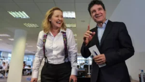 MTE0YzRmZDMwYWU3YmQxYzUyZWFkMWY5YzI=thumb_2f211389b9