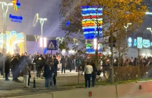 Incendiu la Mall Promenada din București. Peste o mie de oameni evacuați, intervenția masivă a pompierilor a dus la lichidarea focului – VIDEO