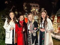 Echipa TVF Oltenia a lansat un colind de Crăciun cu Mihaela Sultan, Georgiana Cristea, Ioana Dincu și Corina Călin