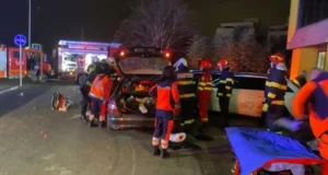 Accident grav în județul Sibiu: printre victime sunt 7 copii. A fost activat planul roșu de intervenție