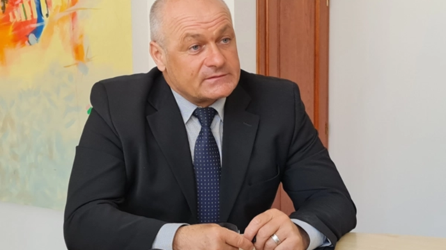 media-172889944492720400