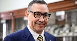 Victor Ponta: ‘O gașcă cu stăpâni în afara României încearcă să preia țara prin controlul Justiției și al instituțiilor-cheie’