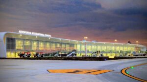 noul-terminal-al-aeroportului-international-craiova-a-fost-inaugurat-investitie-de-140-de-milioane-de-euro-1032367