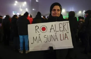 FOTO’Lia, Lia, sună pușcăria!’ – Protest în Piața Victoriei / Manifestații la Iași și Cluj: ‘Justiție, nu corupție’ (UPDATE)