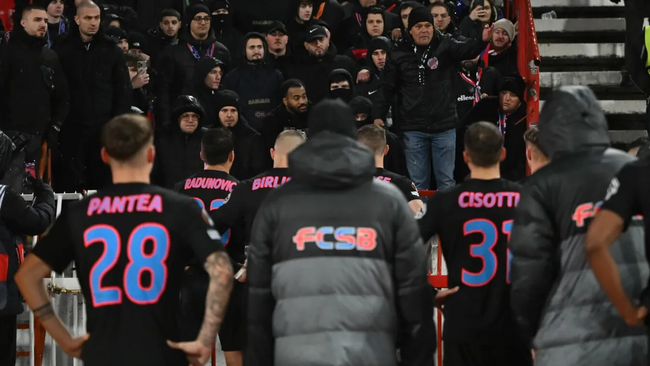 Atac nuclear împotriva vedetelor FCSB. E război total cu galeria: „Ştefan Târnovanu e noul Andrei Vlad. Tavi Popescu trage ca văcarul”