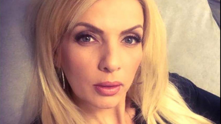 laura_vicol_f000_02344600