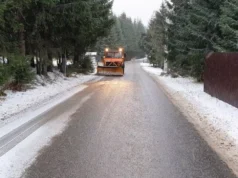 Alertă de drumuri extrem de periculoase în Oltenia. Ploaia înghețată transformă șoselele în patinoar. Avertismentul CNAIR