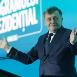 Crin Antonescu: „Ne jucăm de-a pieile roșii la Washington?” O critică acidă la adresa propagandei și a „dramoletei” politice de la București