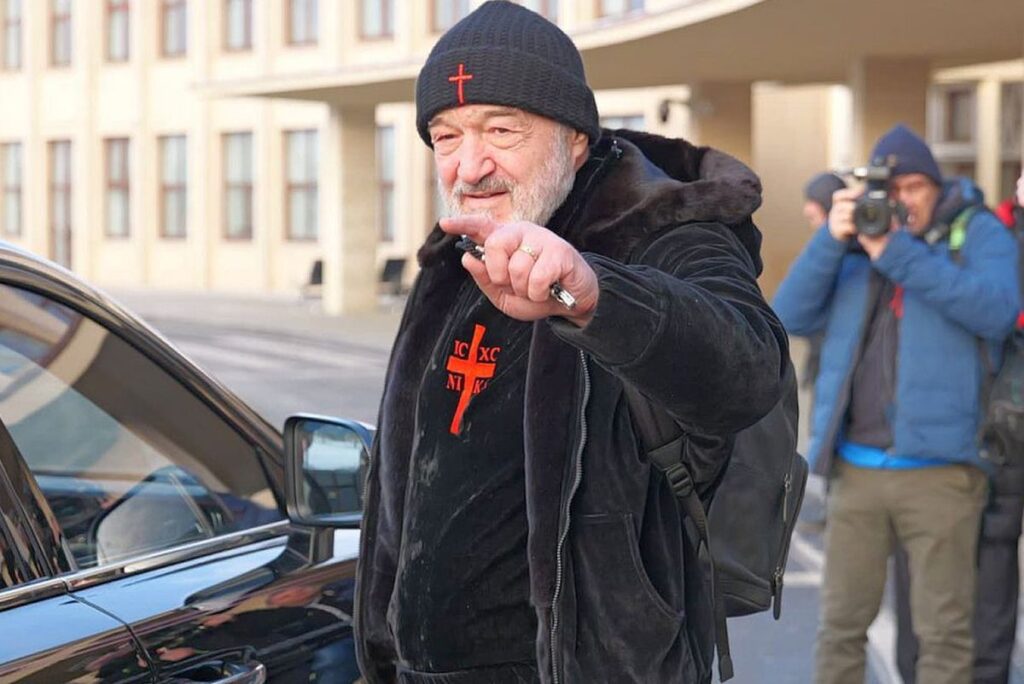 4b89a7d7-70af-4b7b-b824-f42d6067ee0a