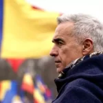 Călin Georgescu, după semnarea controlului judiciar: „Toată clasa politică e confiscată de sistem”. Liderul suveranist, întâmpinat de zeci de români