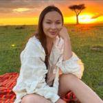 După zece ani, Vlăduța Lupău a anunțat despărțirea. Artista și-a luat inima în dinți și a dat vestea fanilor săi: „Ne luam rămas bun”