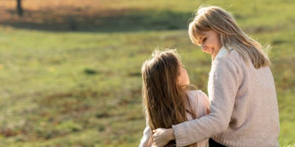 mama-si-fiica-1-600x300