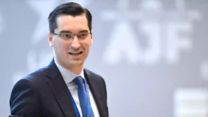 2946863-60493228-2560-1440_15e6d38cb2