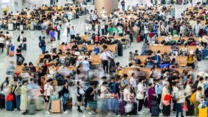 am-ratat-chimioterapia-si-am-de-platit-la-hotel-14-000-de-euro-situatii-limita-in-care-au-ajuns-turisti-blocati-din-cauza-razboiului-1053201