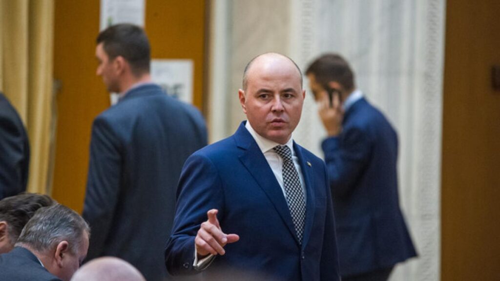 ce-arata-raportul-sie-2025-razboiul-din-ucraina-orientul-mijlociu-si-interferente-straine-printre-principalele-riscuri-de-securitate-1052380