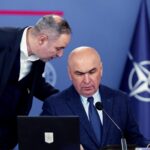 Luptă în Coaliţie pentru cine iese primul de la guvernare. PNL şi USR au preluat retorica PSD