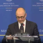 Moment de rătăcire la MAE. Purtătorul de cuvânt s-a încurcat în foi și cifre -VIDEO