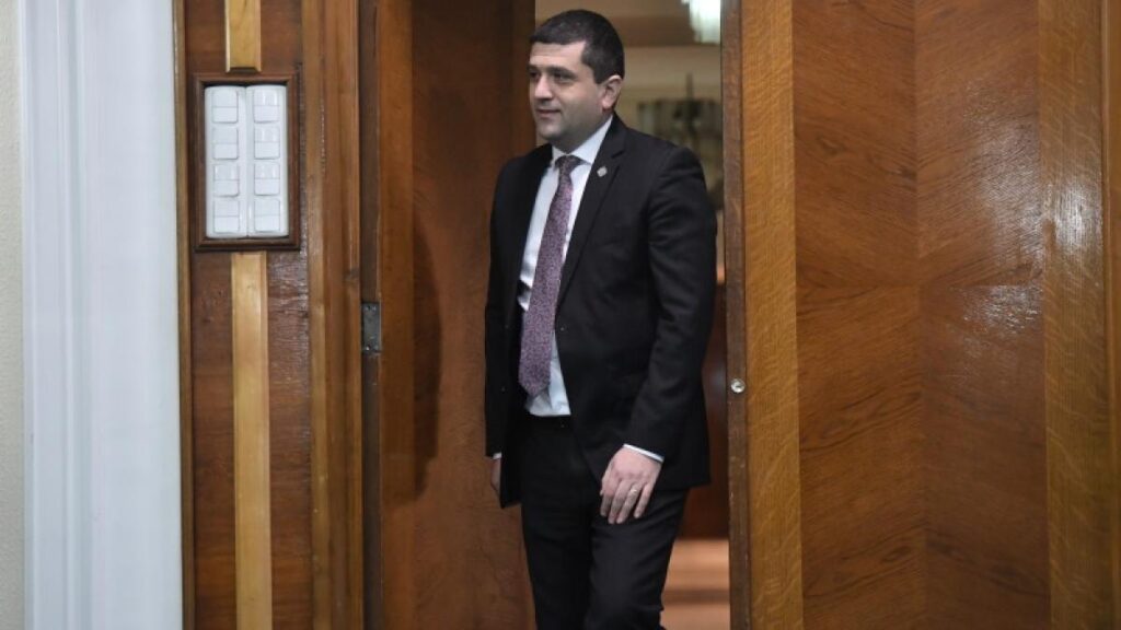 radu-miruta-nu-exclude-trimiterea-de-militari-romani-si-nave-in-stramtoarea-ormuz-5390950