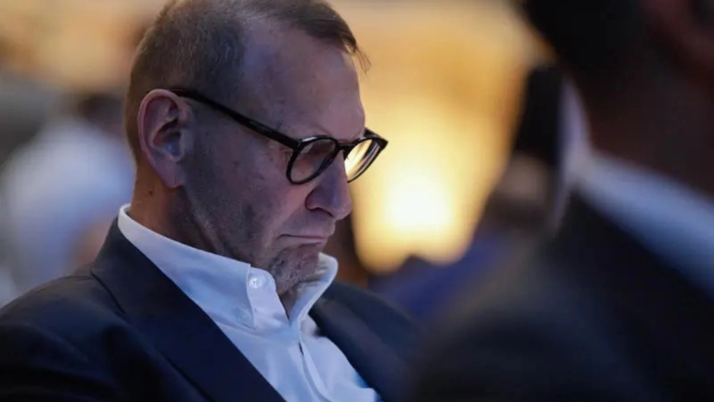 media-172836203156374300