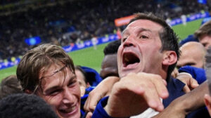 chivu-2