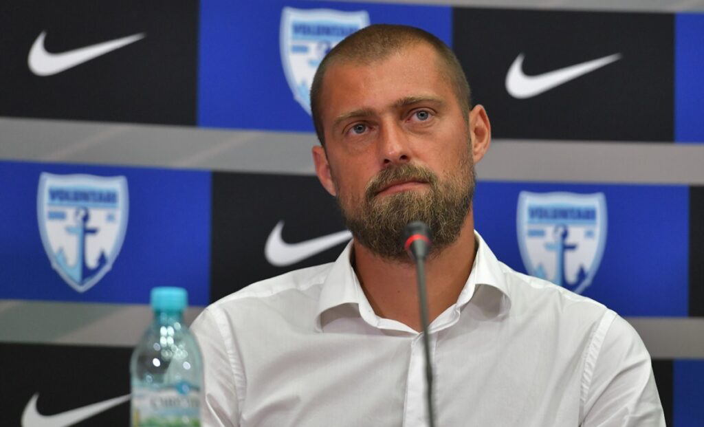 FOTBAL:PREZENTARE ECHIPAMENT JOC FC VOLUNTARI (13.07.2021)