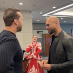 Andrew Tate și fratele său Tristan au ajuns la Moscova. Primiți cu pâine și sare pe aeroport